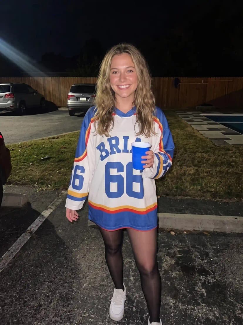 Sporty Hockey Girl Halloween Costume