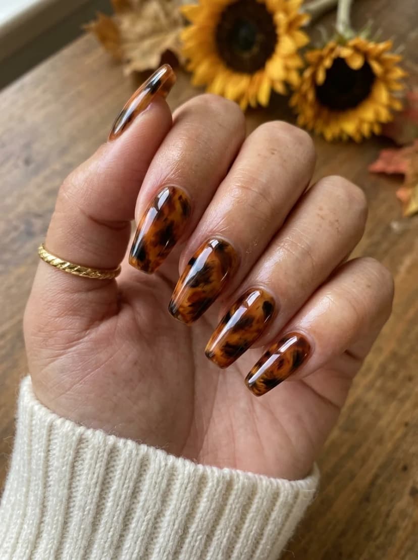Classic Tortoiseshell Nails